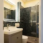 Big Premium With Rhine View, Totally New דירה *