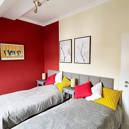 Big Premium With Rhine View, Totally New Duisburg