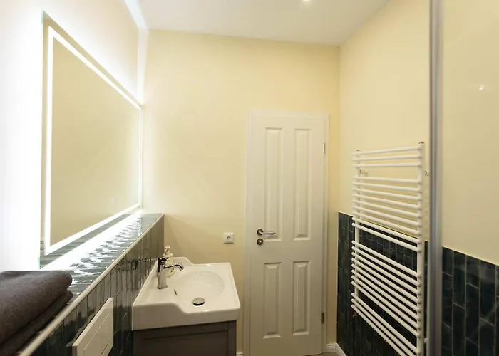 Big Premium With Rhine View, Totally New 杜伊斯堡